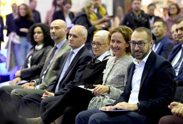 Otvaranje Interlibera