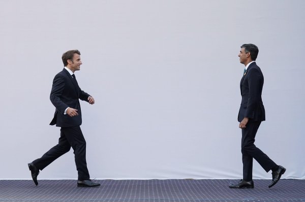 Rishi Sunak i Emmanuel Macron