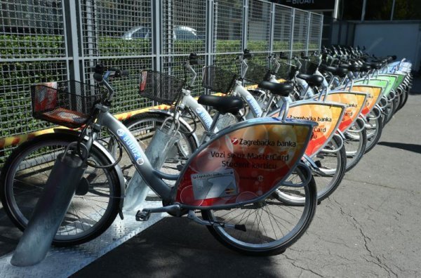 Bandić na svečanom puštanju u rad sustava javnih bicikala NextBike (14)