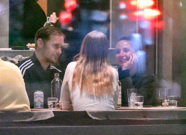 Alexander Skarsgard i Tuva Novotny