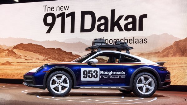 Novi Porsche 911 Dakar