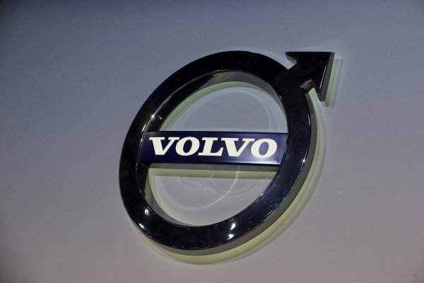 volvo logo