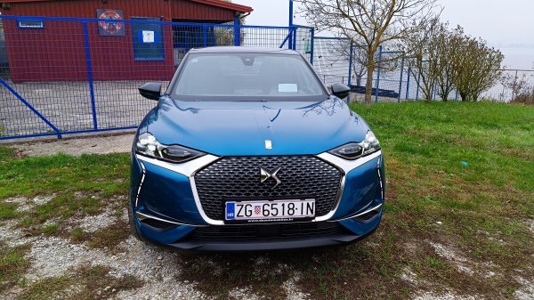 DS 3 Crossback Rivoli PureTech 130 S&S EAT8