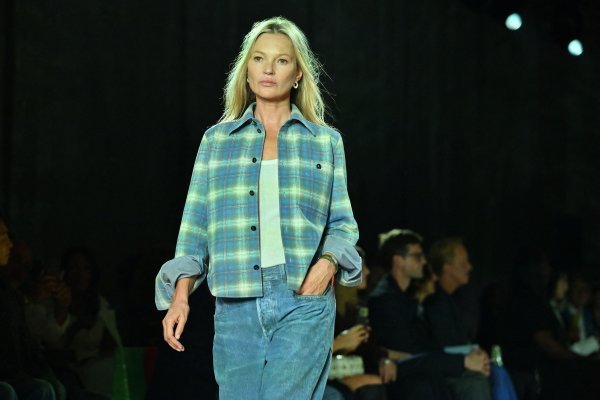 Kate Moss, Bottega Veneta, proljeće/ljeto 2023.