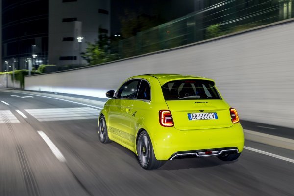 Novi Abarth 500e