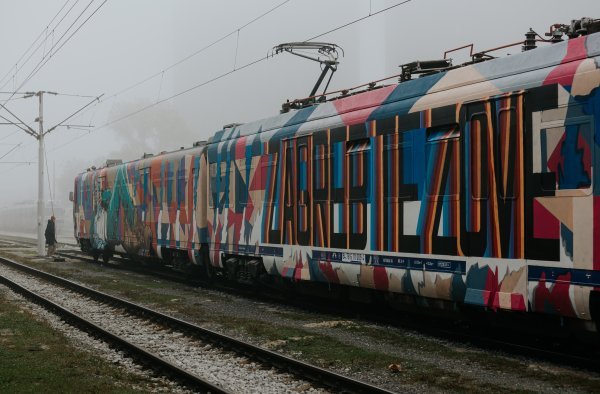 Boris Bare oslikao vlak