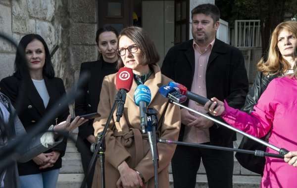 Konferencija za medije s temom Dosta je nezakonitosti i uzurpacije školstva