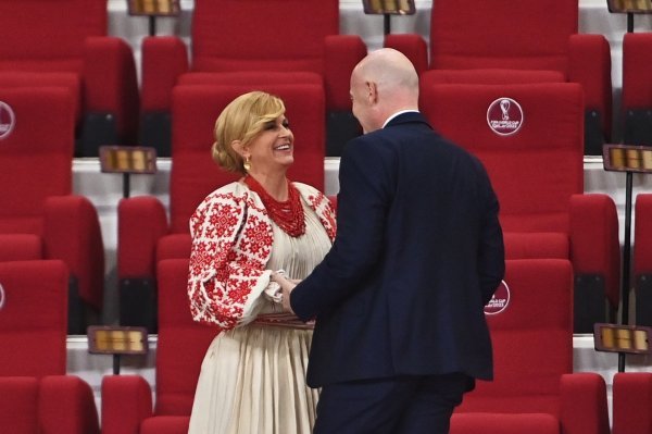 Kolinda Grabar-Kitarović i Gianni Infantino na SP-u u Katru
