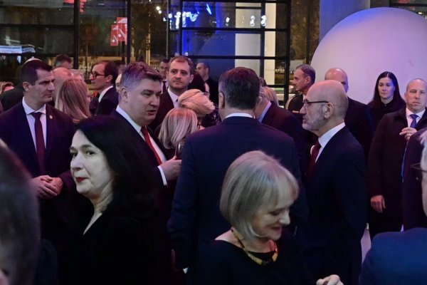 Zoran Milanović i Borut Pahor posjetili Muzej suvremene umjetnosti