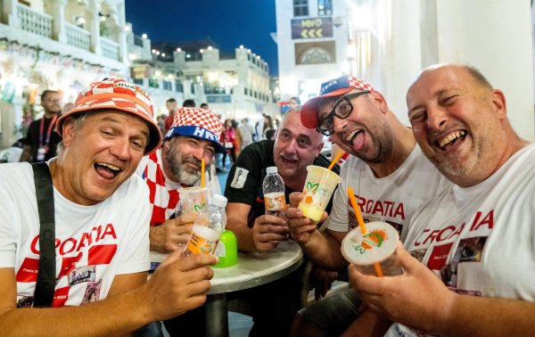 Atmosfera u centru Dohe uoči utakmice Hrvatska - Belgija