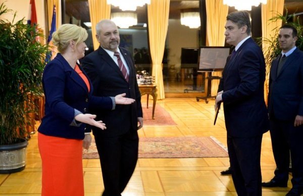 Hrvatska raste na konzultacijama kod predsjednice 1