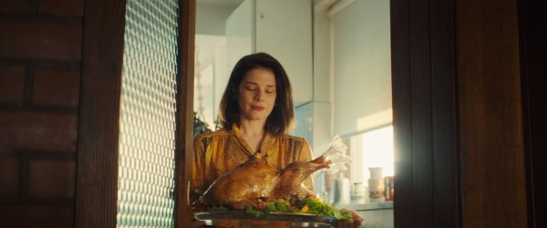 Ulogu Majke u filmu odigrala je Ivana Roščić