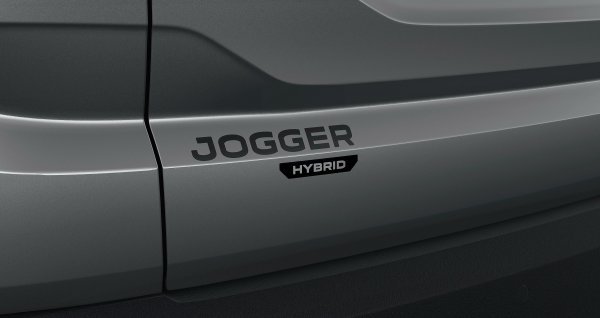 Dacia Jogger HYBRID 140 je prvi Dacijin model koji ima hibridnu tehnologiju i stoga pridonosi elektrifikaciji asortimana marke