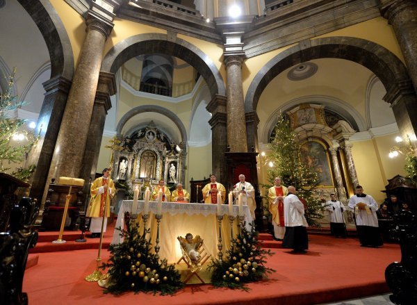 Riječki nadbiskup Mate Uzinić na božićnoj misi u katedrali sv. Vida
