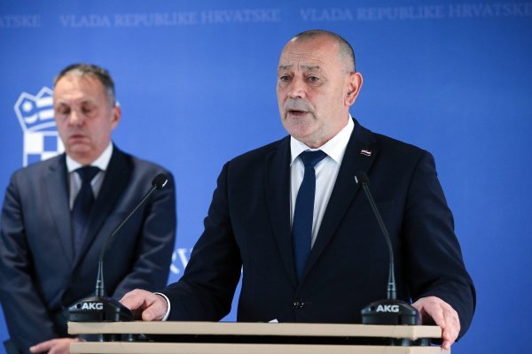 Gordan Hanžek, Tomo Medved