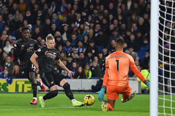 Brighton and Hove Albion i Arsenal