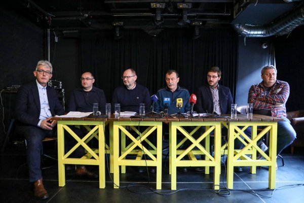 Predstavnici Strukovne pirotehničke udruge: Tihomir Sokolić, Franjo Koletić, Branko Šimara, Boris Cabrilo, Zvonimir Krivec