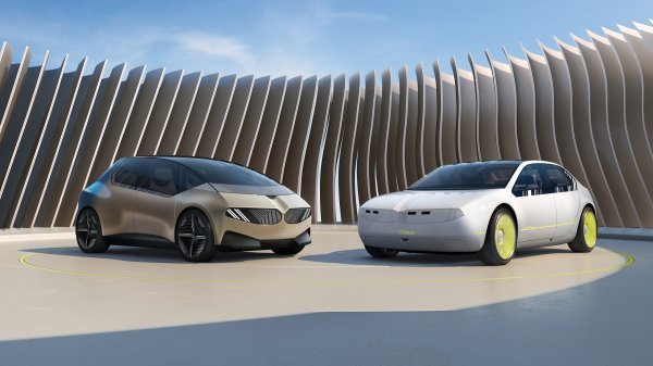 BMW i Vision Dee na CES-u 2023