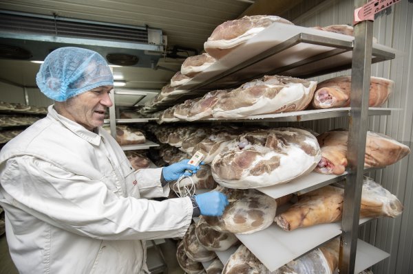 Pršutana Smjeli u Dugopolju