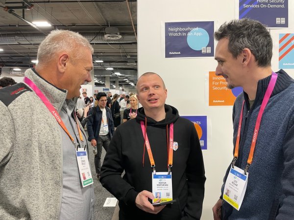 Zuluhood na CES-u u Las Vegasu