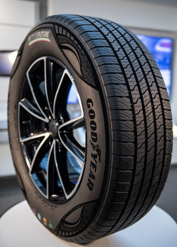 Goodyear predstavio pokaznu gumu s 90 posto održivih materijala