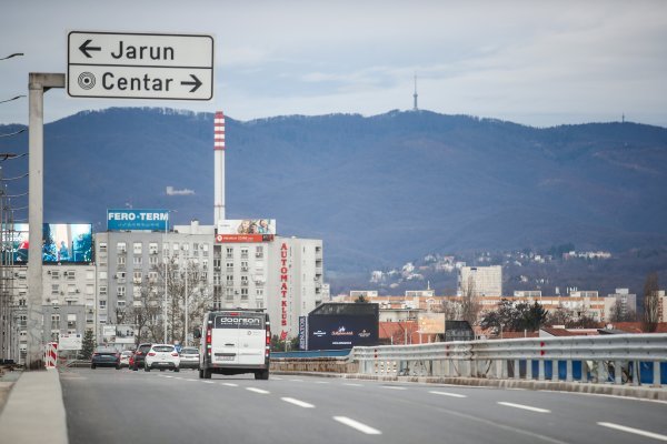 Radovi na Jadranskom mostu