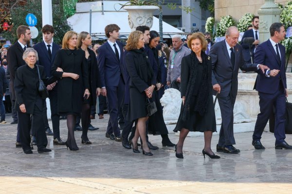 Grčka princeza Irene, španjolska princeza Cristina , španjolska princeza Elena of Spain, kraljica Sofia