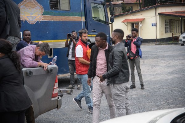 Hrvati optuženi za trgovinu ljudima stigli na sud u Zambiji