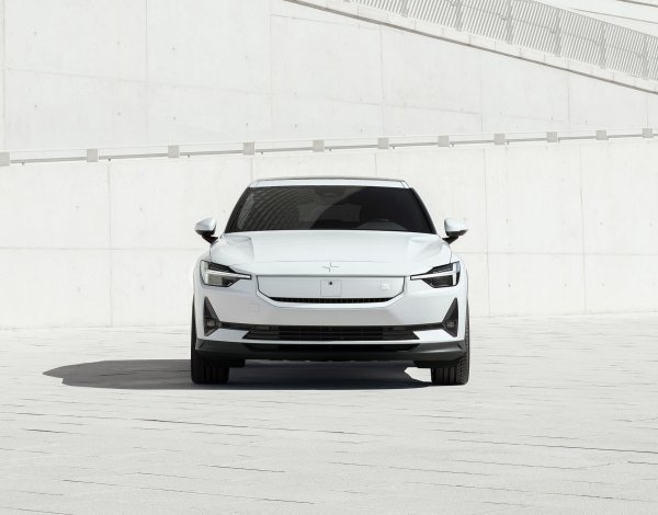 Polestar 2 (MY24)