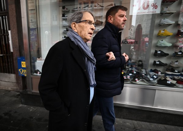 Ćiro Blažević sa sinom Miroslavom prošetao centrom Zagreba