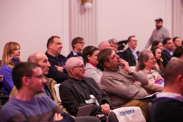 Konferencija Opasne ideje stranke Centar