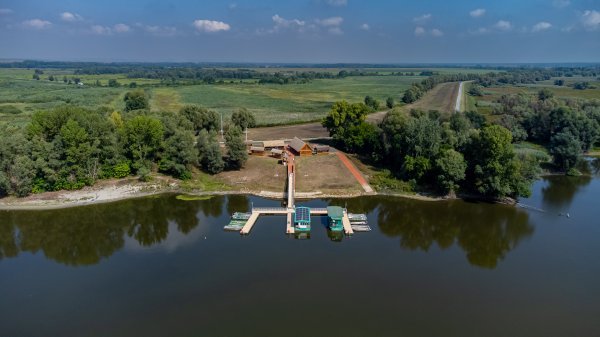 Zbog niskog vodostaja Dunava ovog ljeta, veći dio Kopačkog rita bio je bez vode