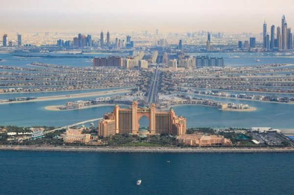 Palm Jumeirah, otok u obliku stabla