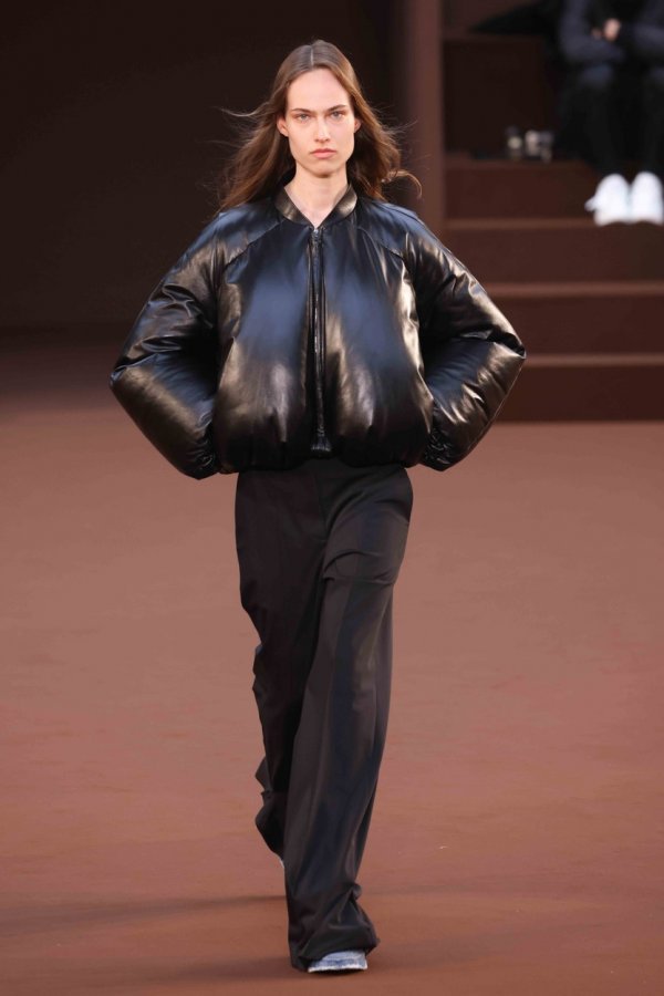 Loewe FW22