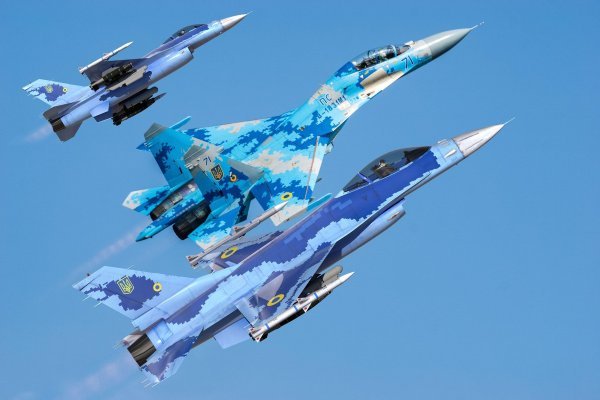 Ilustracija / Ukrajinski Su-27 i dva F-16 u hipotetskim ukrajinskim bojama