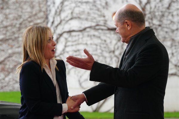 Giorgia Meloni i Olaf Scholz