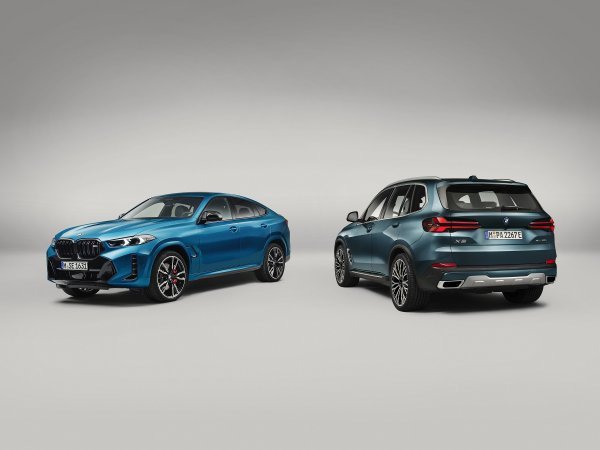 BMW X5 xDrive50e i BMW X6 M60i xDrive