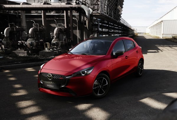 Mazda2 za 2023. - posebno izdanje Homura Aka, Soul Red Crystal crvena