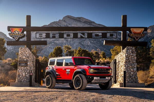 Ford 'Bronco Off-Roadeo Raptor Experience'
