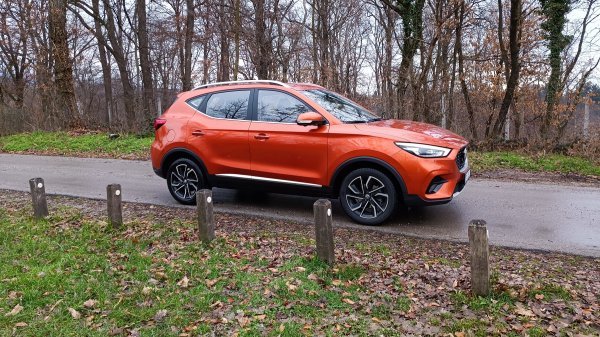 MG ZS XCLE 1.0 A/T Luxury