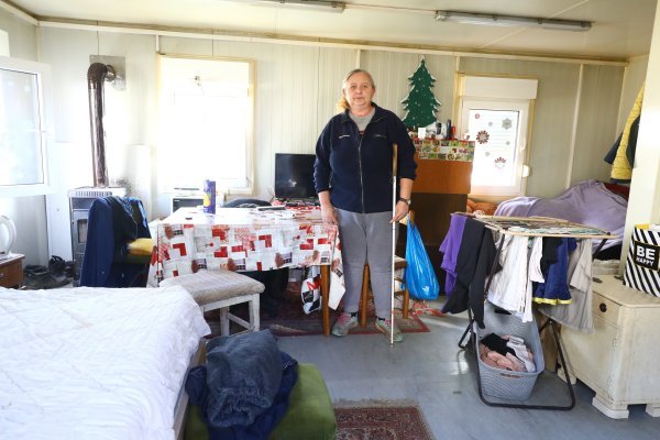 Branko Bačić obišao radove obnove obiteljske kuće u Mraclinu