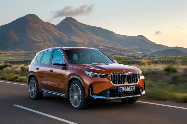 BMW X1 / iX1