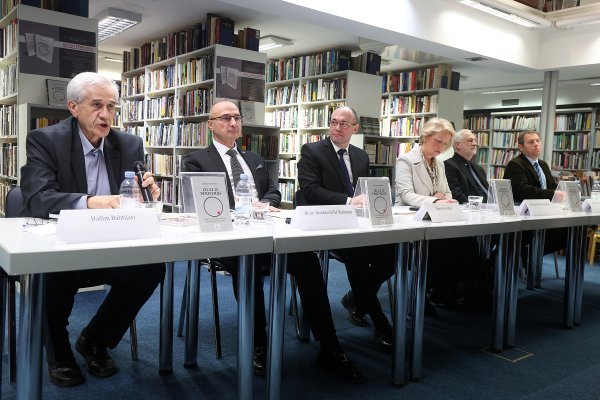 Predstavljanje knjige Davora Ive Stiera