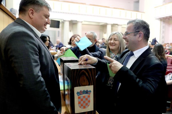 Tajno glasovanje o članovima Povjerenstva za sprječavanje sukoba interesa