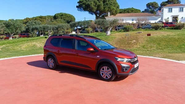 Dacia Jogger Hybrid 140