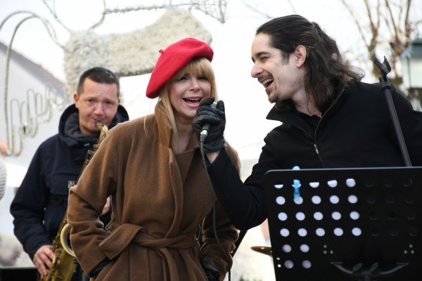 Igor Drvenkar s Milom Elegović 2020. godine na nastupu u sklopu manifestacije 'Ulična Božićna priča'