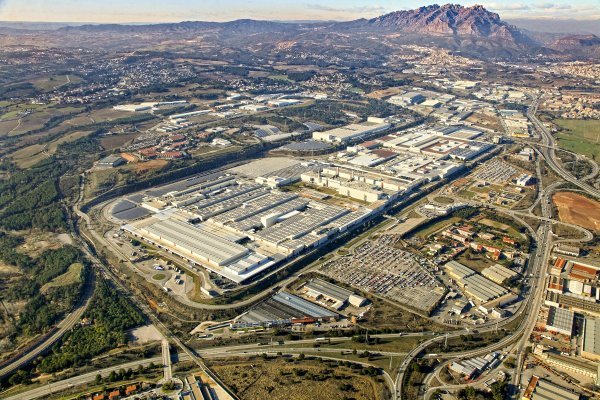 Seat S.A. započinje putovanje elektrifikacije dok slavi 30. obljetnicu tvornice Martorell