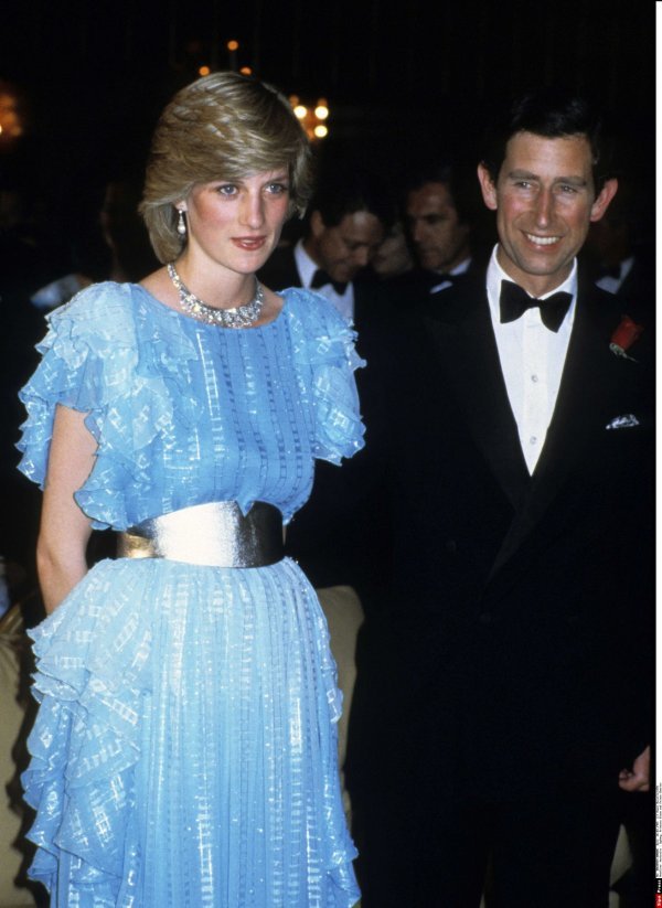 Princeza Diana u haljini Brucea Oldfielda