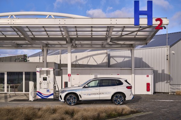 BMW iX5 Hydrogen: pilot flota izlazi na cestu