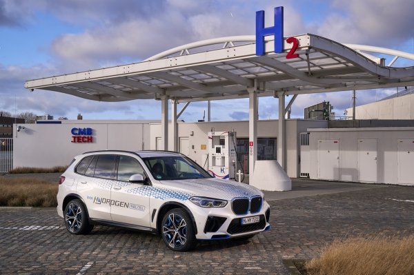 BMW iX5 Hydrogen: pilot flota izlazi na cestu